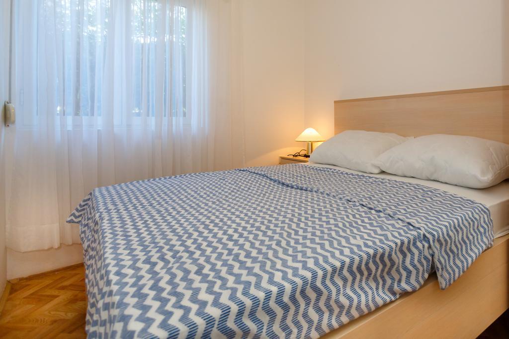Apartment Hudan Malinska Exterior foto